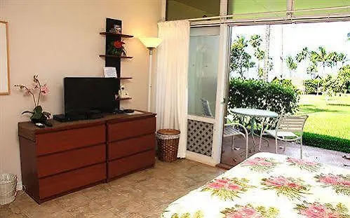 Molokai Vacation Properties - Ke Nani Kai